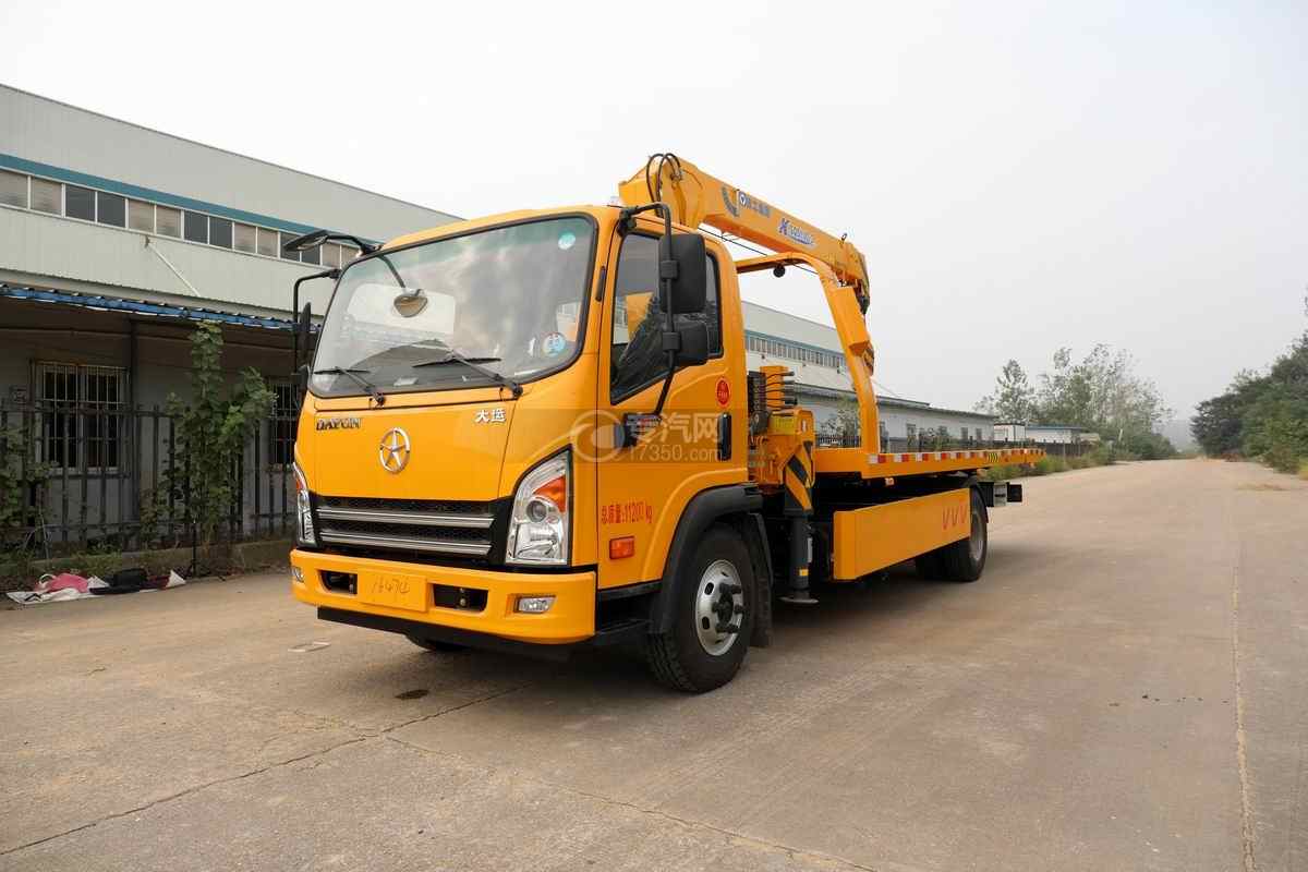 帶吊平板清障車價格貴嗎？